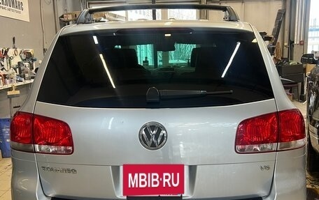 Volkswagen Touareg III, 2004 год, 950 000 рублей, 7 фотография