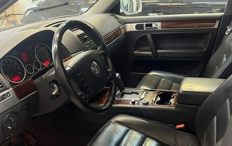 Volkswagen Touareg III, 2004 год, 950 000 рублей, 17 фотография