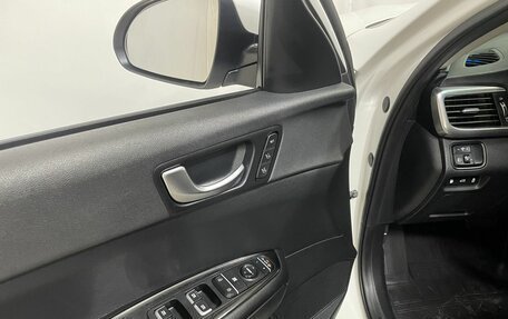 KIA Optima IV, 2018 год, 1 404 000 рублей, 18 фотография