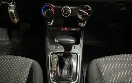 KIA Rio IV, 2017 год, 1 350 000 рублей, 14 фотография