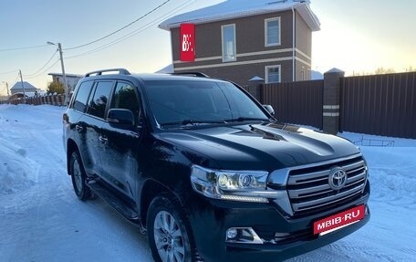 Toyota Land Cruiser 200, 2018 год, 7 250 000 рублей, 3 фотография