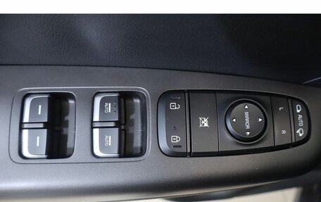 KIA Sportage IV рестайлинг, 2020 год, 2 384 000 рублей, 13 фотография