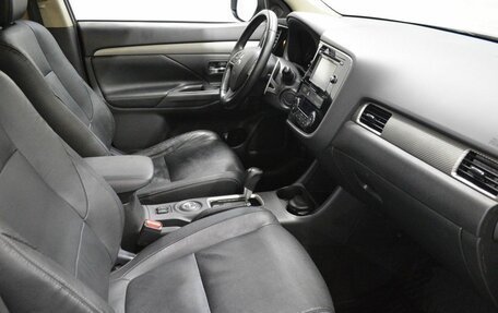 Mitsubishi Outlander III рестайлинг 3, 2012 год, 1 254 190 рублей, 12 фотография