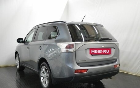 Mitsubishi Outlander III рестайлинг 3, 2012 год, 1 254 190 рублей, 7 фотография