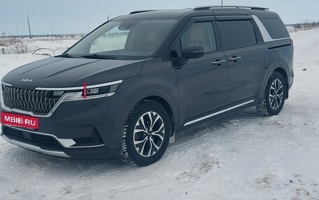 KIA Carnival, 2020 год, 3 800 000 рублей, 2 фотография