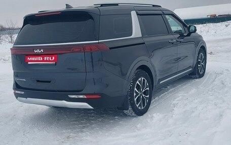 KIA Carnival, 2020 год, 3 800 000 рублей, 5 фотография