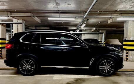 BMW X5, 2018 год, 5 900 000 рублей, 2 фотография