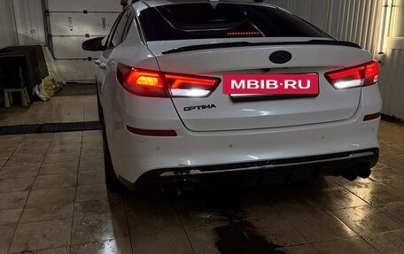 KIA Optima IV, 2018 год, 1 850 000 рублей, 6 фотография