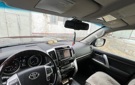 Toyota Land Cruiser 200, 2013 год, 3 800 000 рублей, 7 фотография