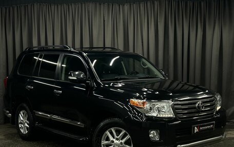 Toyota Land Cruiser 200, 2015 год, 4 449 888 рублей, 2 фотография