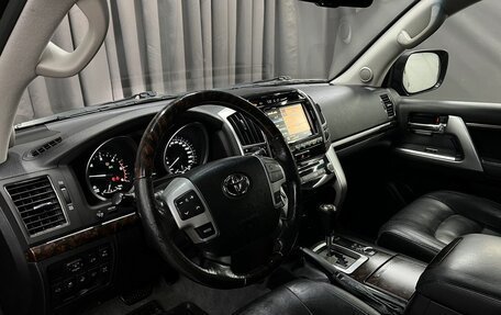 Toyota Land Cruiser 200, 2015 год, 4 449 888 рублей, 11 фотография