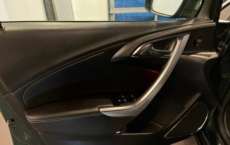 Opel Astra J, 2011 год, 540 000 рублей, 21 фотография