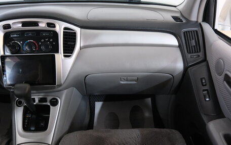 Toyota Highlander III, 2004 год, 1 199 000 рублей, 15 фотография