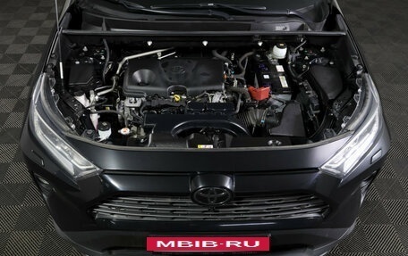 Toyota RAV4, 2020 год, 3 590 000 рублей, 9 фотография