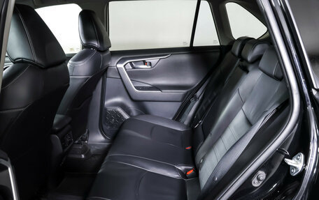 Toyota RAV4, 2020 год, 3 590 000 рублей, 12 фотография