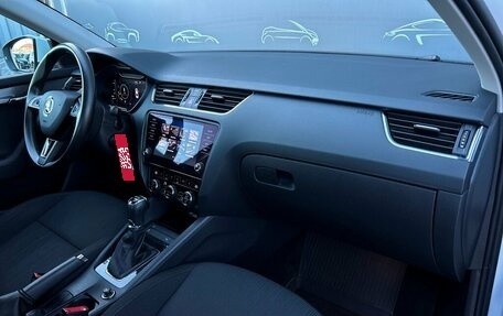 Skoda Octavia, 2019 год, 1 921 200 рублей, 7 фотография