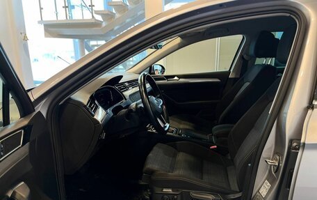 Volkswagen Passat B8 рестайлинг, 2019 год, 2 450 000 рублей, 14 фотография