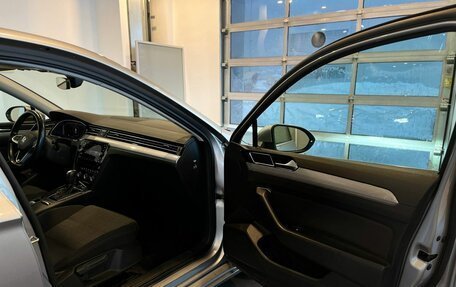 Volkswagen Passat B8 рестайлинг, 2019 год, 2 450 000 рублей, 24 фотография