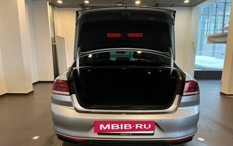 Volkswagen Passat B8 рестайлинг, 2019 год, 2 450 000 рублей, 32 фотография