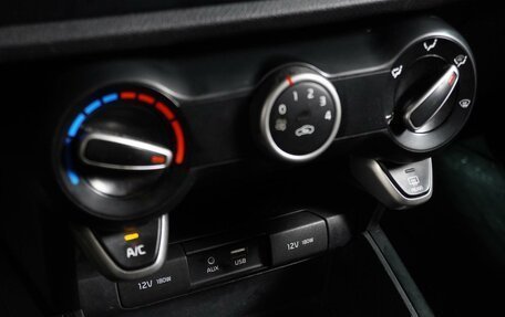 KIA Rio IV, 2018 год, 1 359 000 рублей, 16 фотография