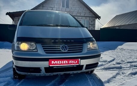 Volkswagen Sharan I рестайлинг, 2001 год, 600 000 рублей, 1 фотография