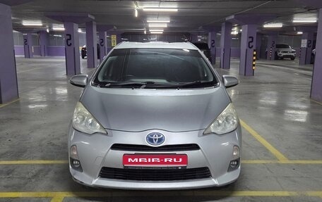 Toyota Aqua I, 2013 год, 850 000 рублей, 1 фотография