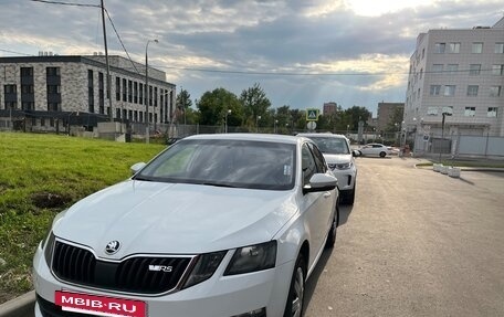 Skoda Octavia, 2019 год, 1 250 000 рублей, 5 фотография