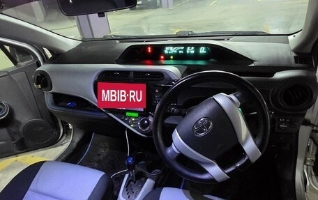 Toyota Aqua I, 2013 год, 850 000 рублей, 11 фотография