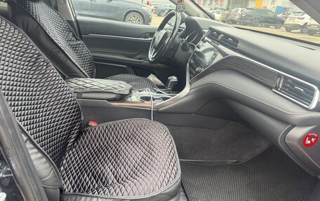 Toyota Camry, 2018 год, 2 500 000 рублей, 13 фотография