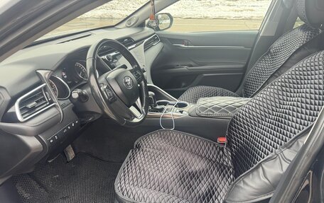 Toyota Camry, 2018 год, 2 500 000 рублей, 12 фотография