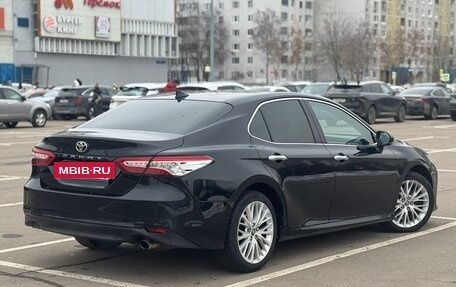 Toyota Camry, 2018 год, 2 500 000 рублей, 6 фотография