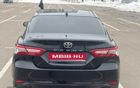 Toyota Camry, 2018 год, 2 500 000 рублей, 11 фотография