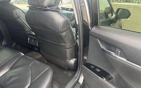 Toyota Camry, 2018 год, 2 500 000 рублей, 21 фотография