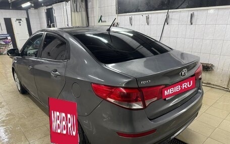 KIA Rio III рестайлинг, 2015 год, 915 000 рублей, 3 фотография