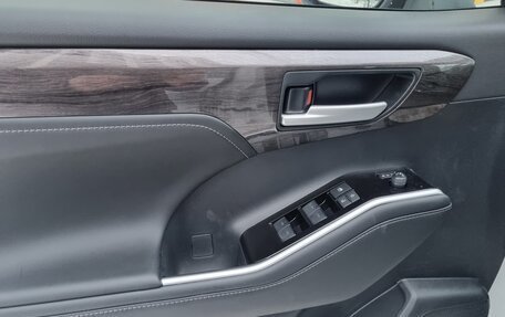 Toyota Highlander, 2025 год, 5 590 000 рублей, 10 фотография