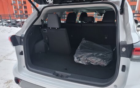 Toyota Highlander, 2025 год, 5 590 000 рублей, 27 фотография