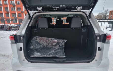 Toyota Highlander, 2025 год, 5 590 000 рублей, 28 фотография