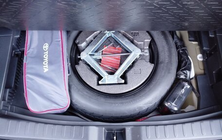 Toyota RAV4, 2021 год, 3 333 000 рублей, 5 фотография