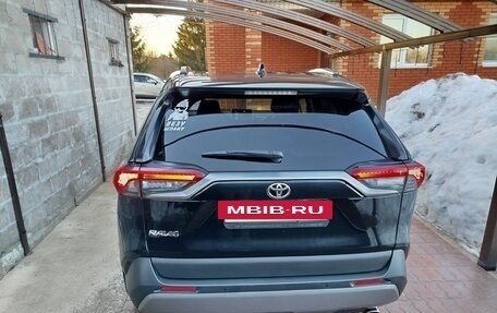 Toyota RAV4, 2021 год, 3 333 000 рублей, 11 фотография