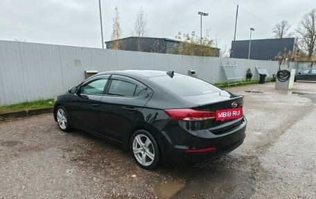 Hyundai Elantra VI рестайлинг, 2016 год, 1 175 000 рублей, 5 фотография