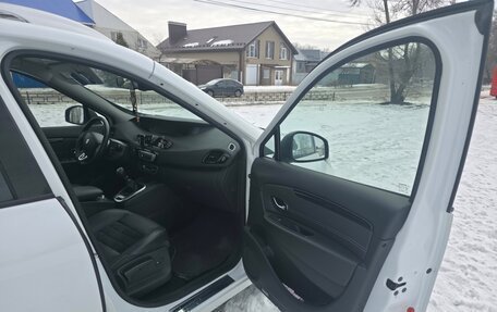 Renault Scenic III, 2013 год, 890 000 рублей, 7 фотография