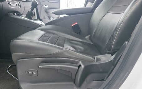 Renault Scenic III, 2013 год, 890 000 рублей, 18 фотография