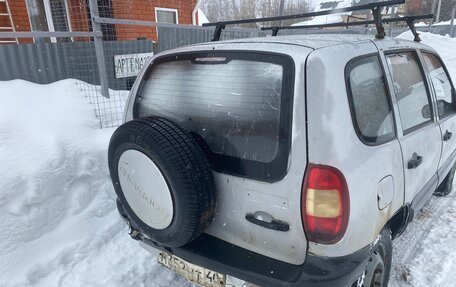 Chevrolet Niva I рестайлинг, 2003 год, 190 000 рублей, 6 фотография