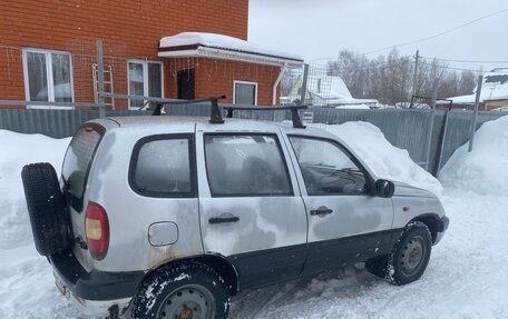Chevrolet Niva I рестайлинг, 2003 год, 190 000 рублей, 5 фотография