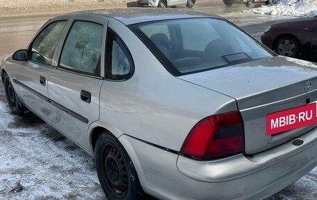 Opel Vectra B рестайлинг, 1998 год, 95 000 рублей, 6 фотография