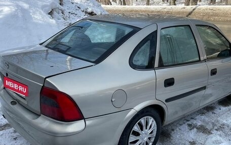 Opel Vectra B рестайлинг, 1998 год, 95 000 рублей, 3 фотография