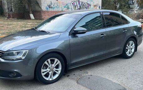Volkswagen Jetta VI, 2011 год, 970 000 рублей, 1 фотография