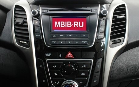 Hyundai i30 II рестайлинг, 2013 год, 1 150 000 рублей, 12 фотография