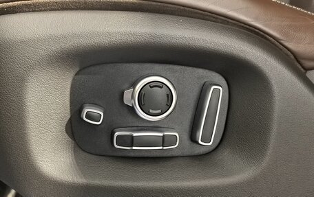 Land Rover Range Rover IV рестайлинг, 2017 год, 4 850 000 рублей, 18 фотография