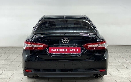 Toyota Camry, 2018 год, 3 120 000 рублей, 5 фотография